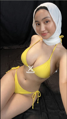 AI-generated portrait under 'bahaniniID' watermark featuring a woman in a yellow bikini