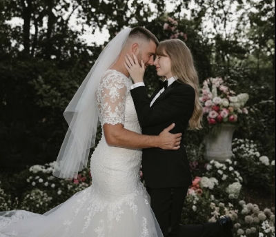 AI-generated wedding photo of Taylor Swift