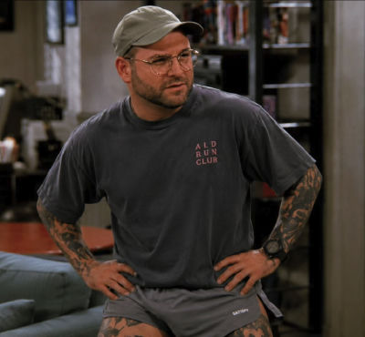 AI-generated image of Jason Alexander in an 'Ald Run Club' t-shirt