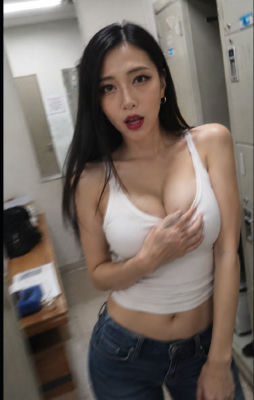 AI-generated selfie of a  woman in a locker room