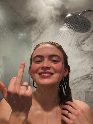 Deepfake of Sadie Sink in a shower selfie