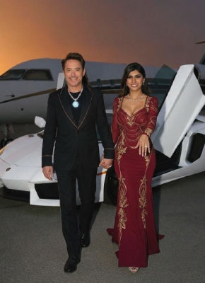 AI-generated image of Robert Downey Jr. and Mia Khalifa at a red-carpet-style event