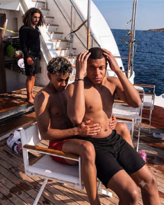 AI-generated image of Kylian Mbappé and Lamine Yamal on a yacht