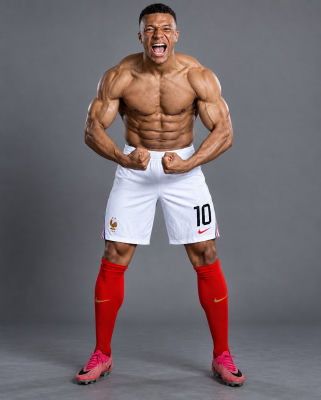 AI-generated image of Kylian Mbappé posed as a bodybuilder