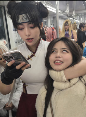 AI-generated photo of a Naruto cosplayer and a woman at an anime convention