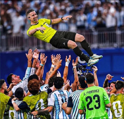 AI-generated image of Dawid Konarski, Nilmar, and Houari Ferhani in a World Cup celebration
