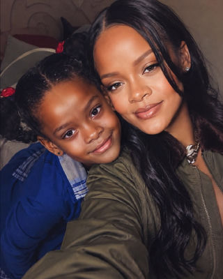 AI-generated image of Rihanna and a young girl