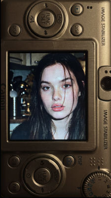 AI-generated image of Odeya Rush displayed on a Canon camera screen