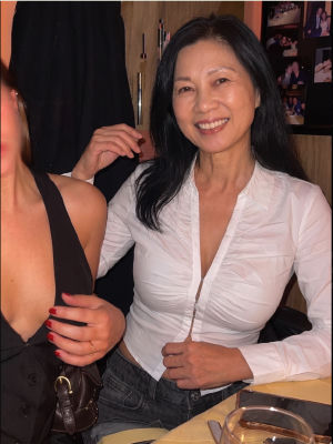 AI-generated image of an unidentified woman at a restaurant