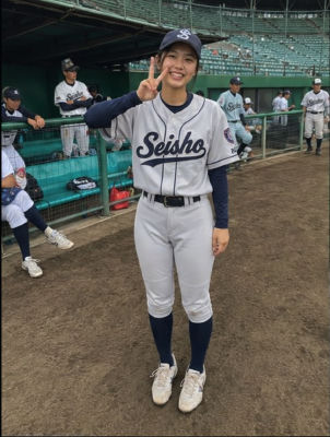 AI-generated image of a young woman in a Seisho baseball uniform
