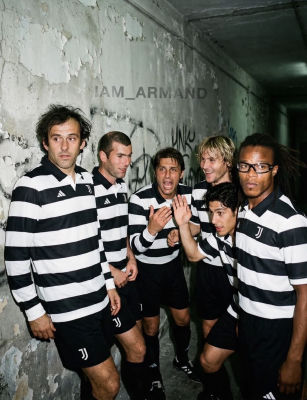 AI image detected of Platini, Zidane, Del Piero, Davids, Nedvěd, and Conte in Juventus striped kits