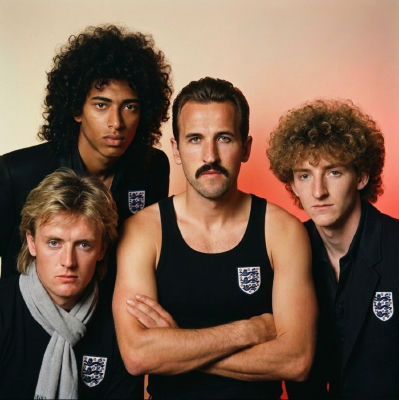 Deepfake of Harry Kane and Roger Taylor in 1980s-style England football team portrait