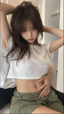 AI-generated image resembling Sulli posing indoors