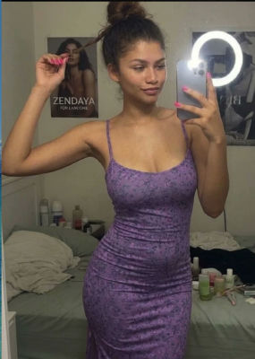 AI-generated image resembling Zendaya in a bedroom mirror selfie