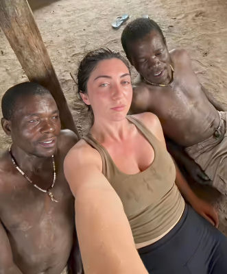Deepfake of a woman in a viral photo recreation