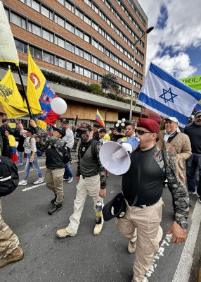 AI-generated image of Sergio Fajardo at a protest march