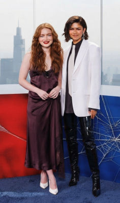 AI-generated image of Sadie Elizabeth Sink and Zendaya at a Spider-Man premiere