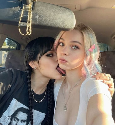 AI-generated image of Jenna Ortega and Emma Myers in a car selfie