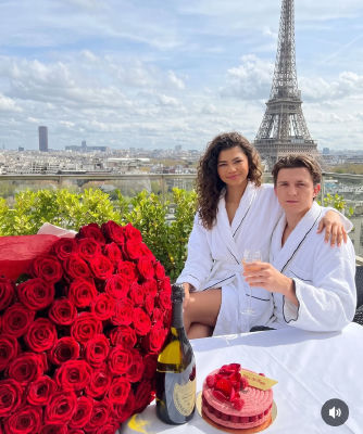 AI-generated image of Zendaya and Tom Holland at a romantic Paris rooftop